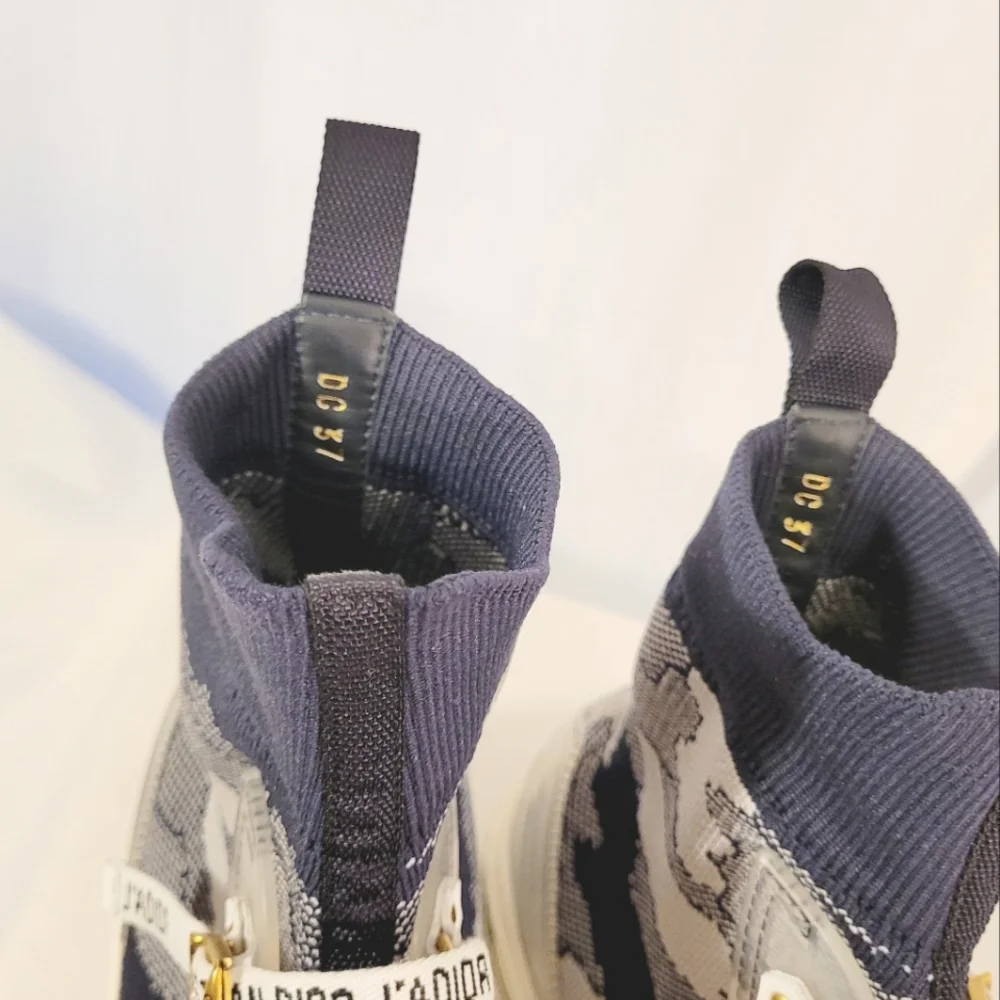 Dior Walk"N"Dior Sneakers - Picture 5 of 5